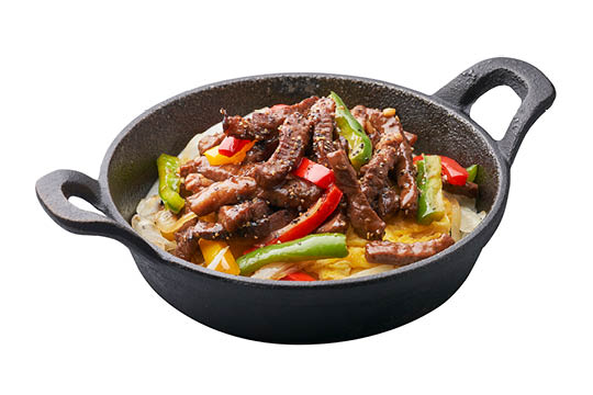 黑胡椒牛柳 Stir-fried Beef with Black Pepper